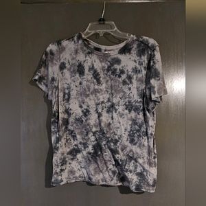 We the Free Women’s Gray Tie Dye Top